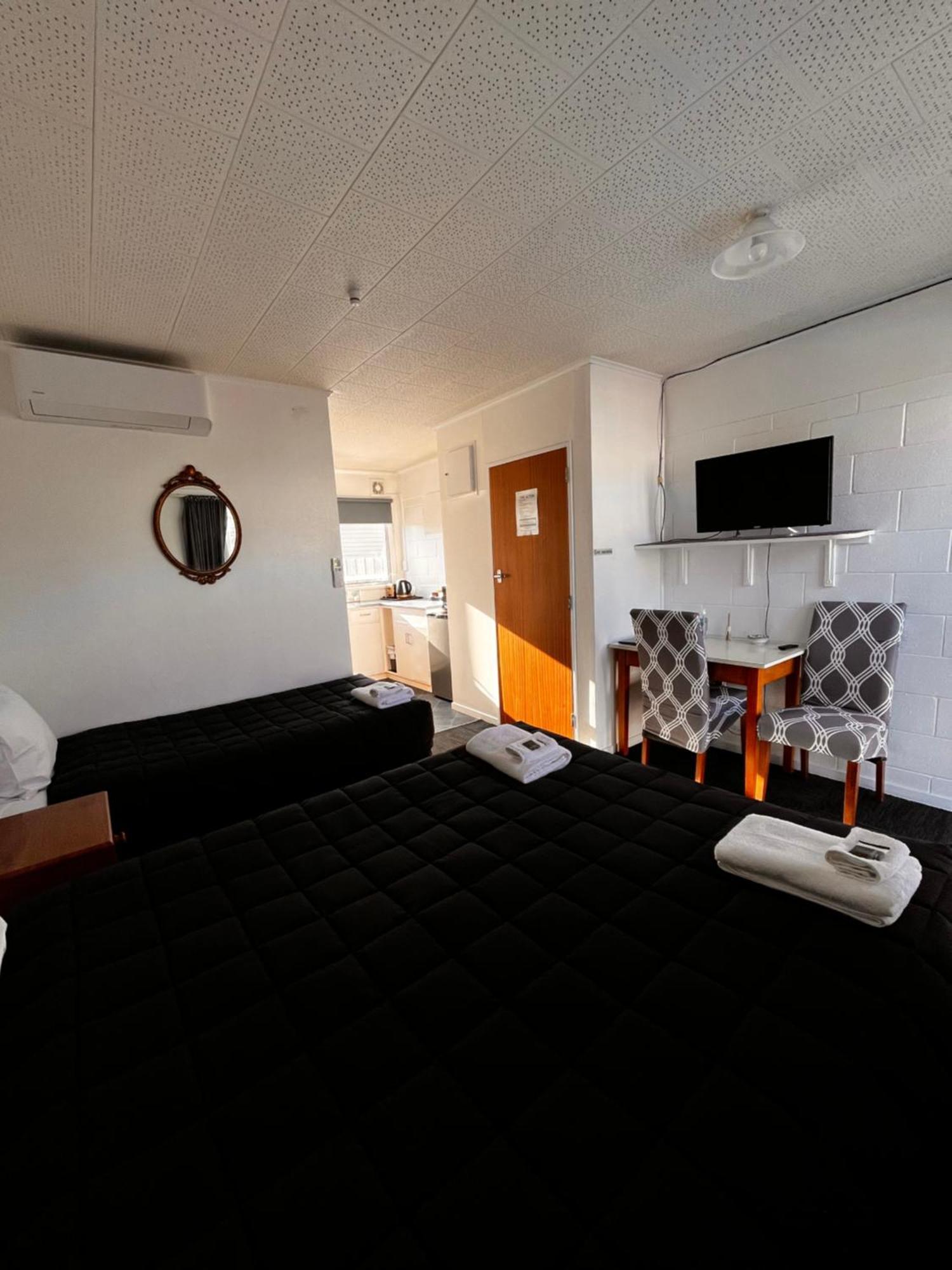 Brooklyne Motel Sanson Eksteriør bilde